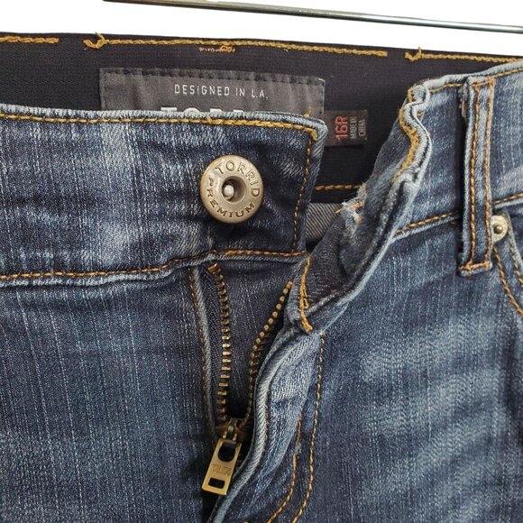Torrid 16R Jeans Bombshell Skinny Dark Wash Stretch Denim Mid Rise Distressed - Picture 12 of 13